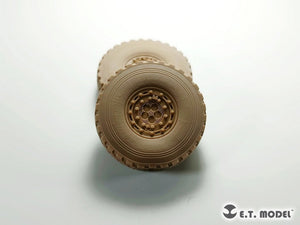 E.T. Model P35-131 KAMAZ-43509 Truck Sagged wheels &amp;amp; Spare Wheels for Zvezda kit 1/35 – imagen 7