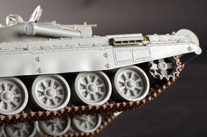 Trumpeter 09604 T-72M1 MBT 1/35 – zdjęcie 27