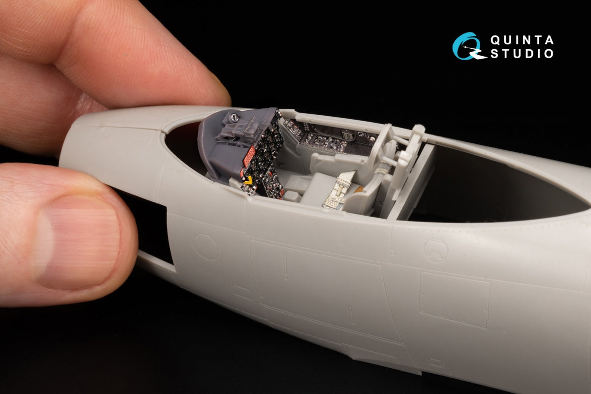 Quinta Studio QD+48531 F-86A Sabre 3D-Printed &amp;amp; coloured Interior on decal paper (Clear Prop) (with 3D-printed resin parts) 1/48 – immagine 12
