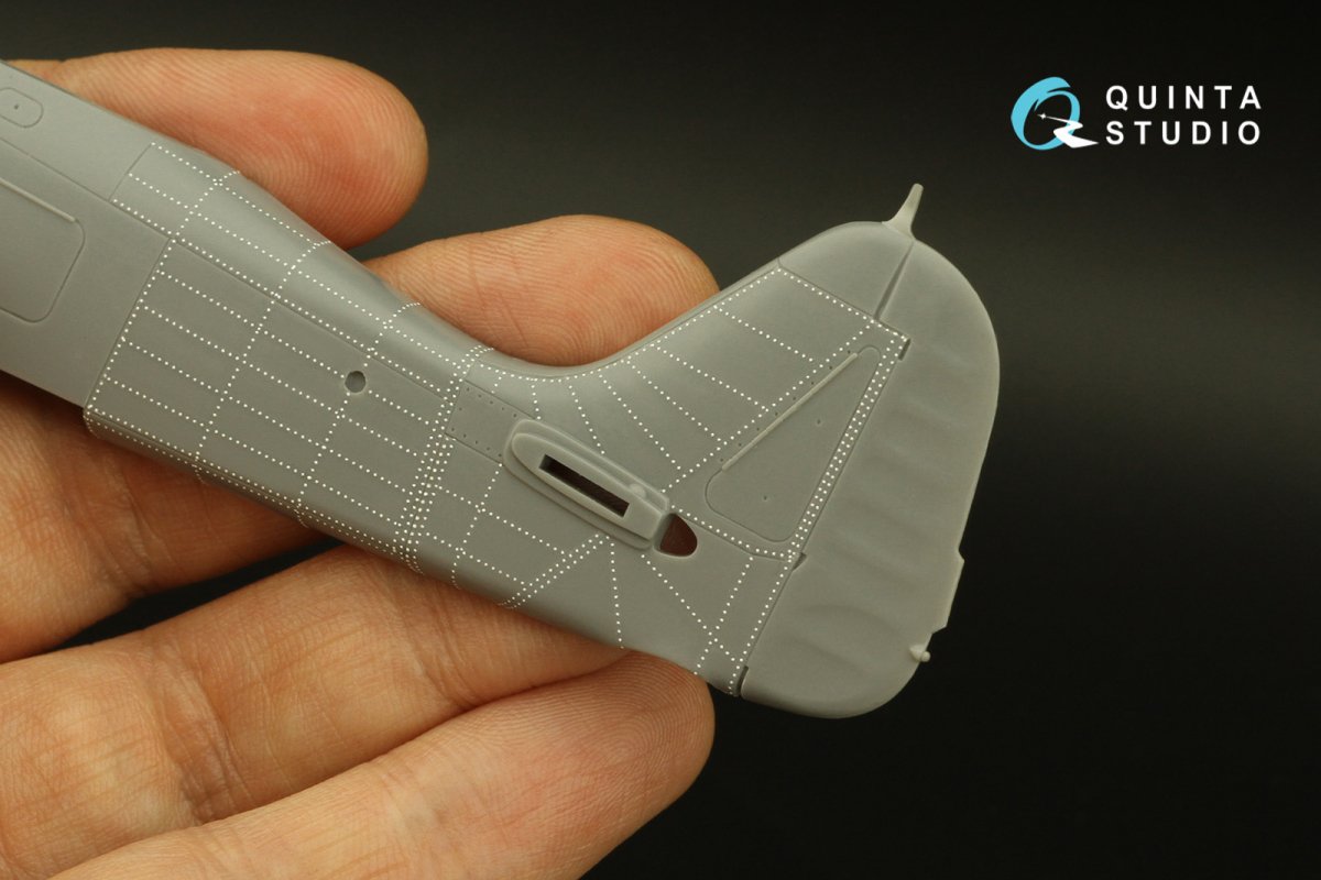 Quinta Studio QRV-016 Single riveting rows (rivet size 0.15 mm, gap 0.6 mm, suits 1/48 scale), White color, total length 6.2 m/20 ft – immagine 2