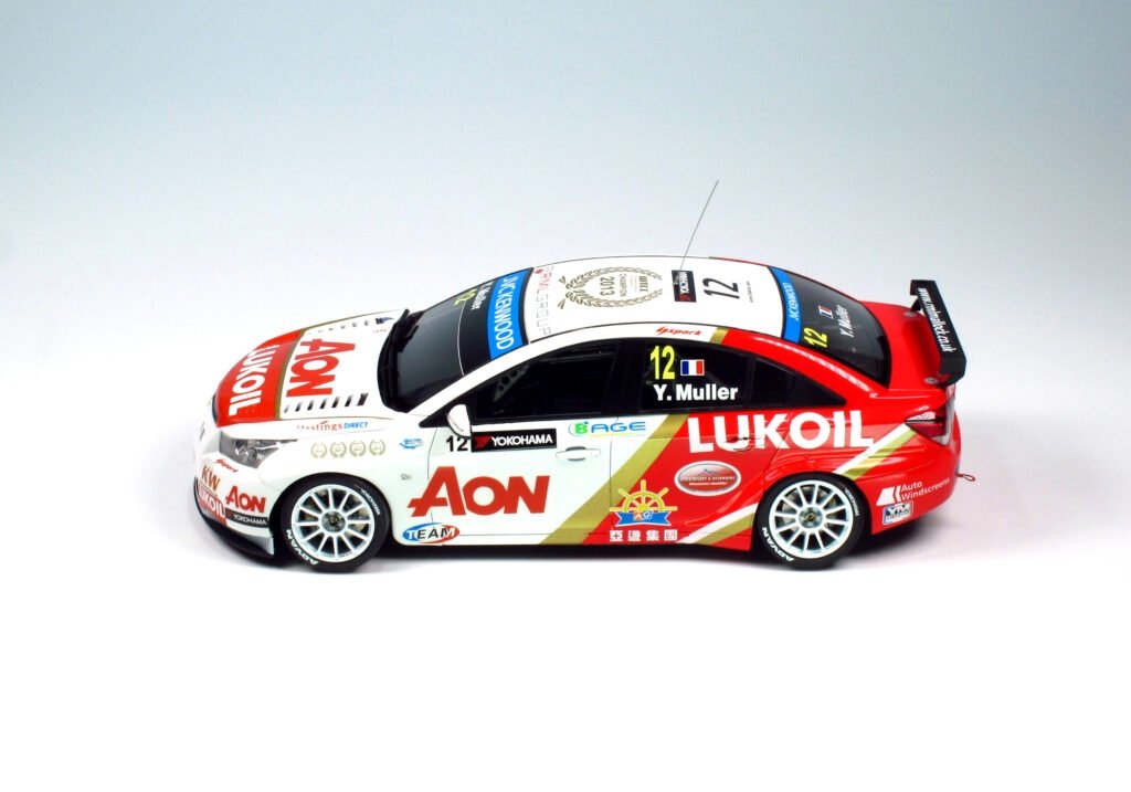 NuNu PN24022 Chevrolet Cruze 1.6T 13 WTCC WORLD CHAMPION 1/24 – imagen 4