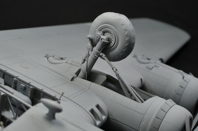 HK Models 01E04 B-17 Flying Fortress F and G 1/32 – imagen 2