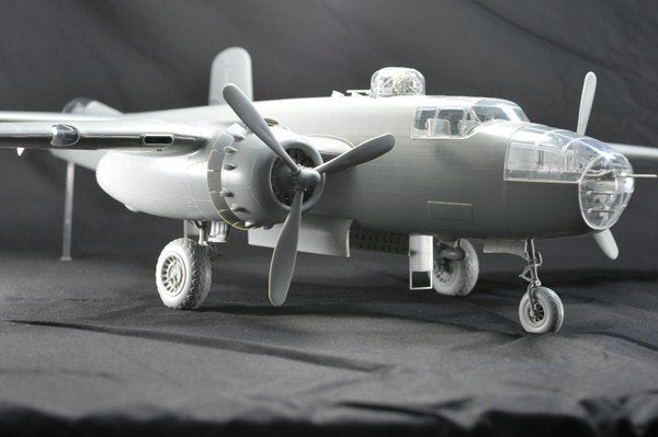 Maquette HK Models 01E02 B-25J Mitchell « Strafer » (1/32) – image 19