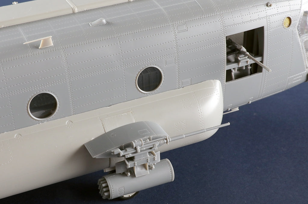 Trumpeter 05113 ACH-47A Armored Chinook 1/35 – imagen 16