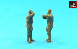 Armory Models F7224a RAF WWII crewmen in high altitude outfit – “Flight Stories” 1/72 – imagen 4