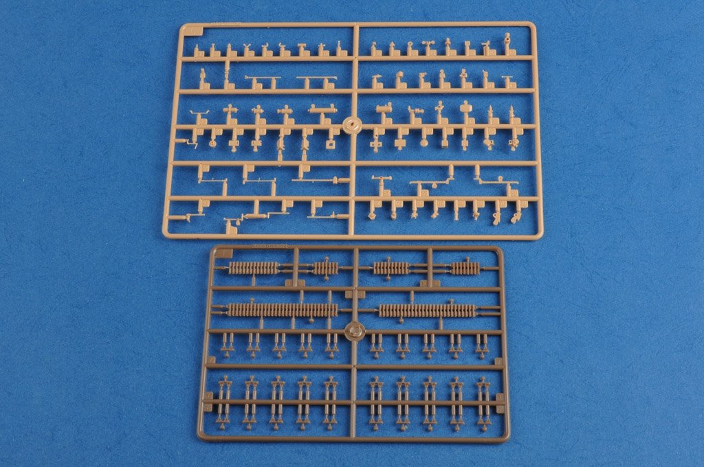 Hobby Boss 83809 Befehlsfahrzeug auf Fgst. Pz.Kpfw.35 R 731(f) 1/35 – Bild 10