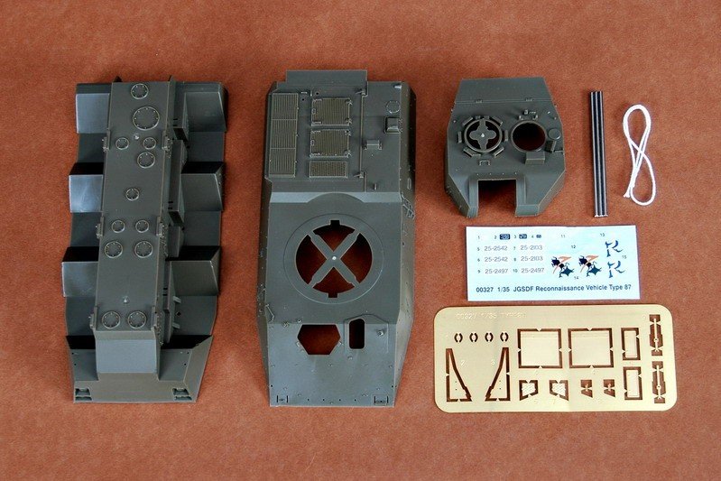 Trumpeter 00327 JGSDF Type 87 Reconnaissance Vehicle 1/35 – imagen 14