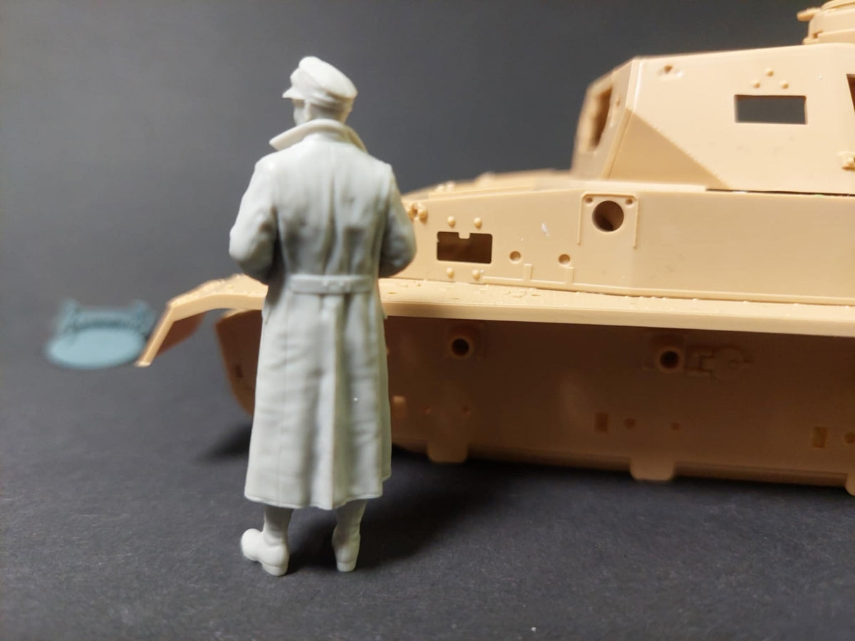 Panzer Art FI35-251 DAK Officier de char Pz.lll/IV 1/35 – image 3