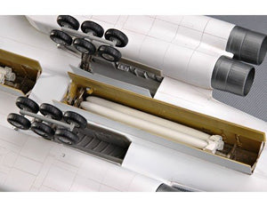 Trumpeter 01620 Tu-160 BLACKJACK 1/72 – immagine 9