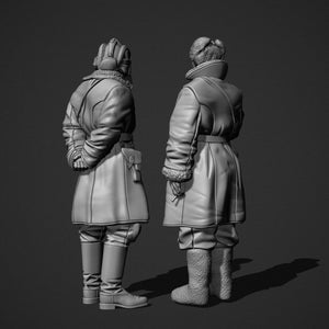 Panzer Art FI35-130 Soviet tank officers in sheepskin coat set 1/35 – imagen 2