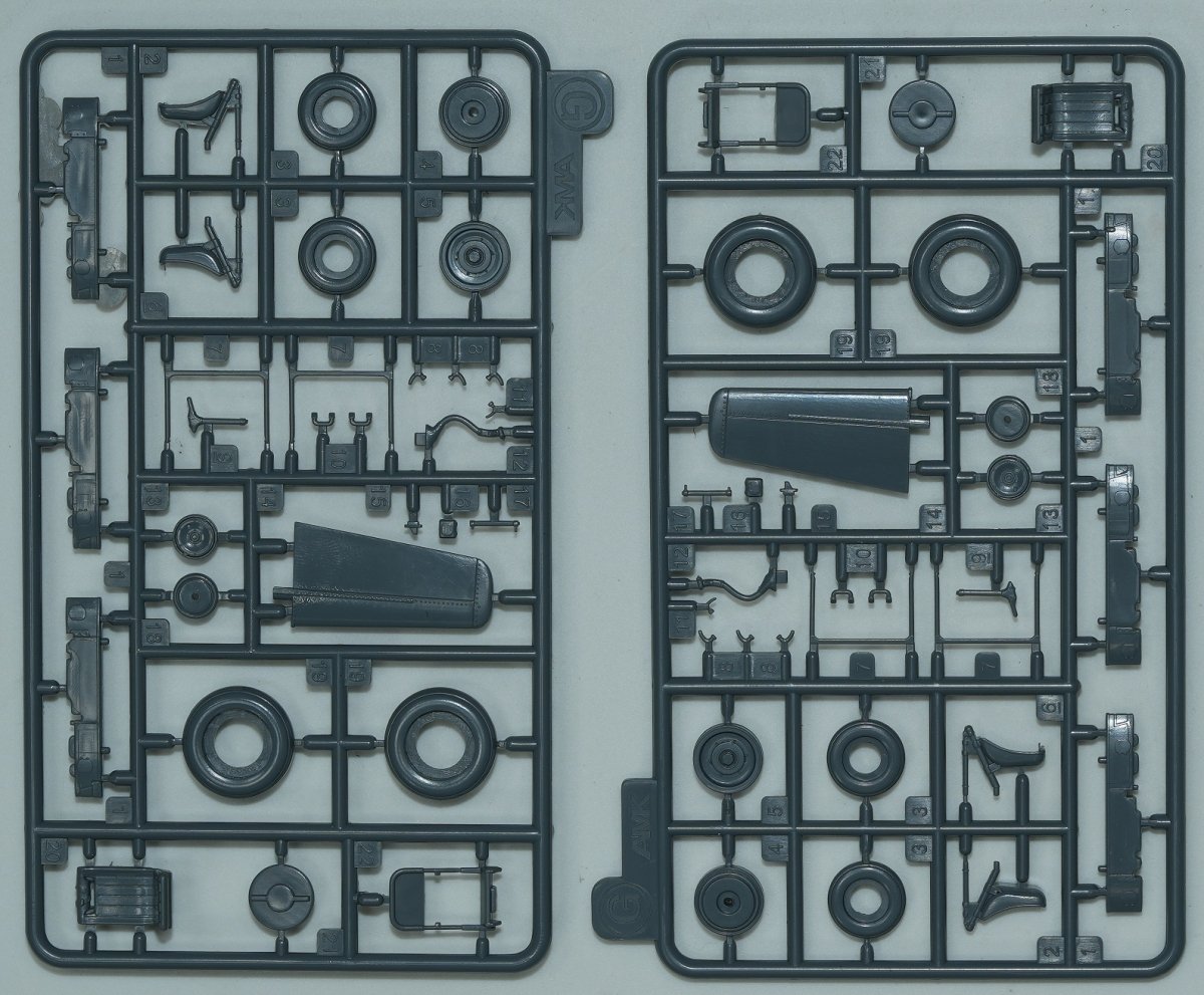 AMK 88010 Mi-17 Hip Early 1/48 – image 8