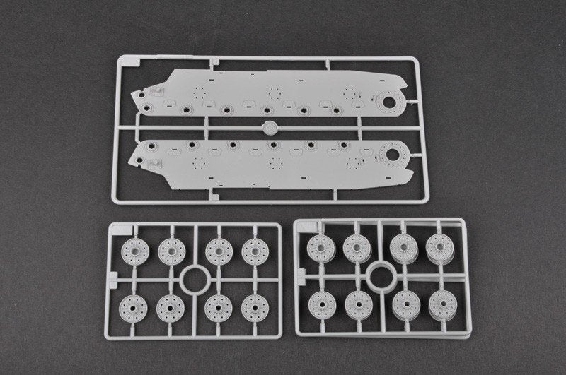 Trumpeter 05568 Soviet SU-152 Late 1/35 – image 8
