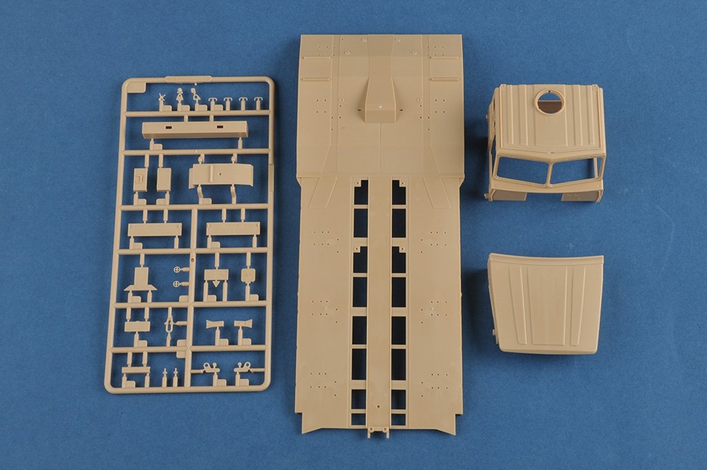 Hobby Boss 85527 Scammell Commander with 62 tonne Crane Fruehauf semi-trailer 1/35 – zdjęcie 10
