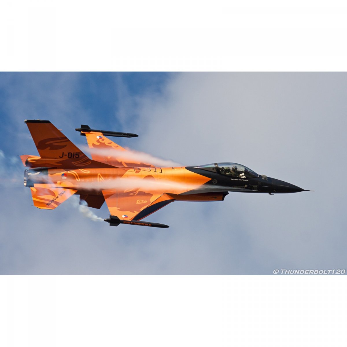 MR. Paint MRP-207 LIGHT ORANGE F-16 2x30ml – image 3