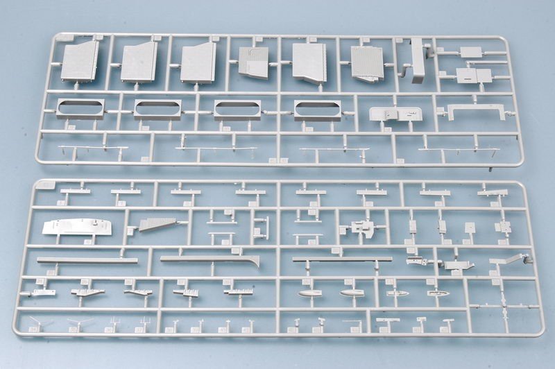 Trumpeter 05714 USS Nimitz CVN-68 1/700 – imagen 15