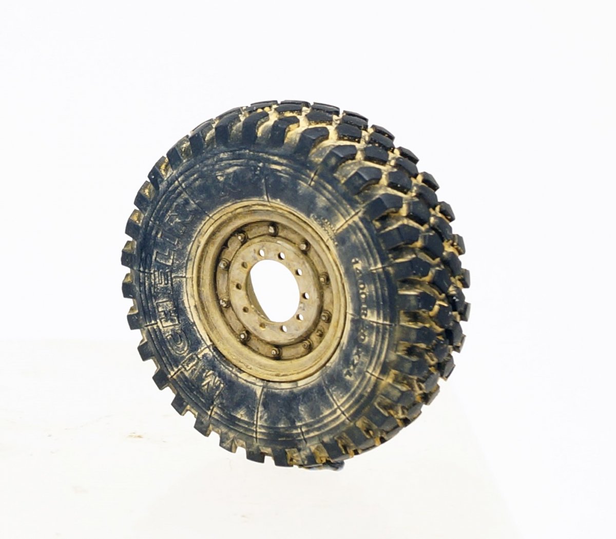 Panzer Art RE35-514 M923 “Big Foot” road wheels (Michelin XZL Pattern) 1/35 – imagen 2