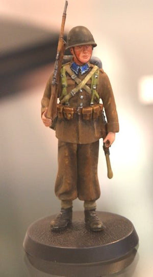 ToRo Model 35F103 Wrzesień 1939 - Żołnierz Piechoty w Pełnym Wyposażeniu Polowym / September 1939 - Polish Soldier with full field equipment 1/35 – imagen 3