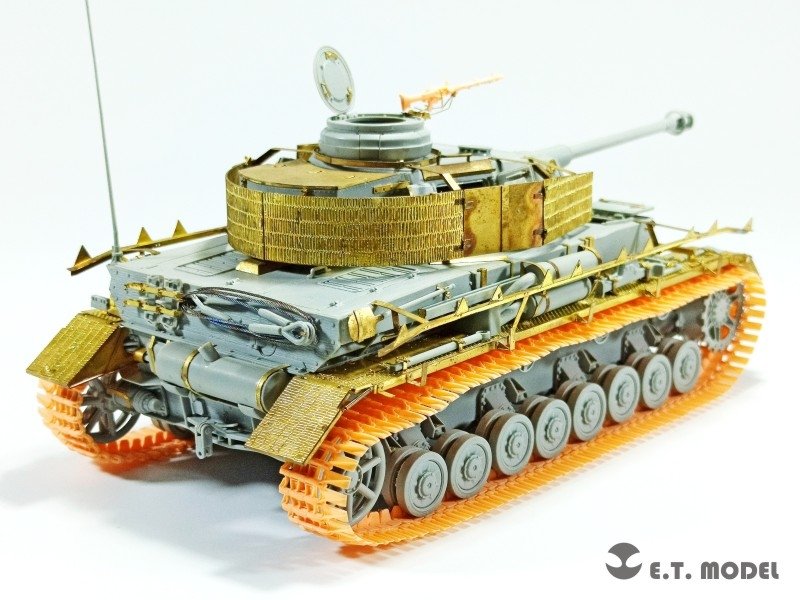 E.T. Model P35-023 WWII German Pz.Kpfw.III/IV (Based on Type 3,Narrow) WinterKetten ( 3D Printed ) 1/35 – immagine 4