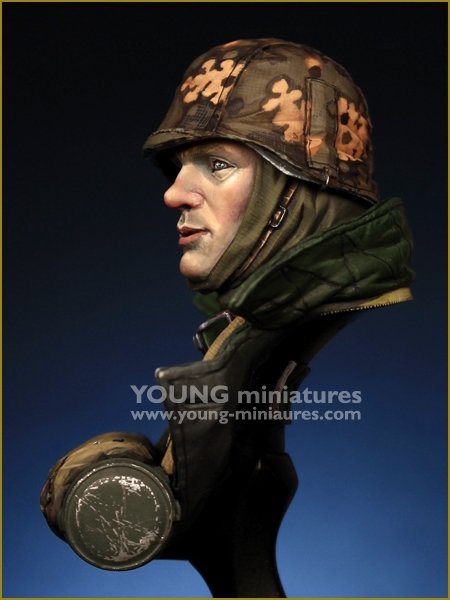 Young Miniatures YM1889 WWII German Feldgendarmerie 1/10 – imagen 2