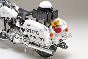 Tamiya 16038 Harley Davidson FLH1200 - Police Bike 1/6 – Bild 2