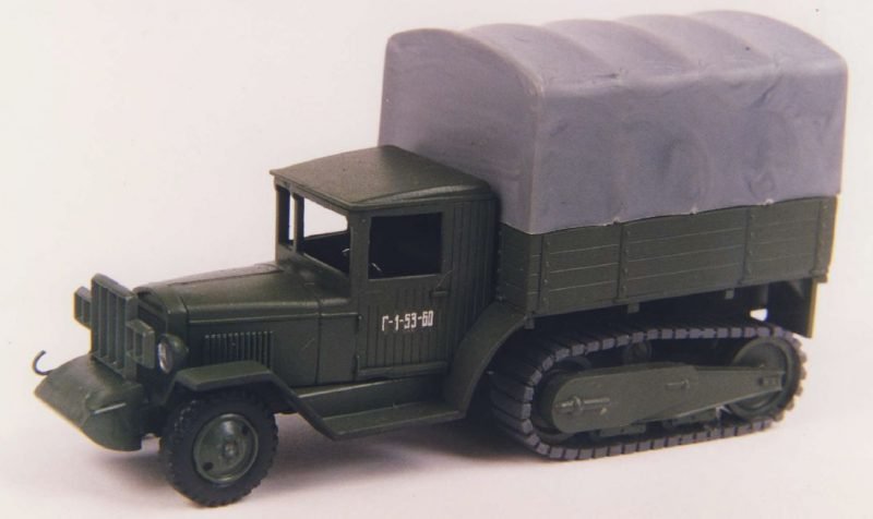 PST 72032 Half-truck ZiS-42/42M 1/72 – imagen 2