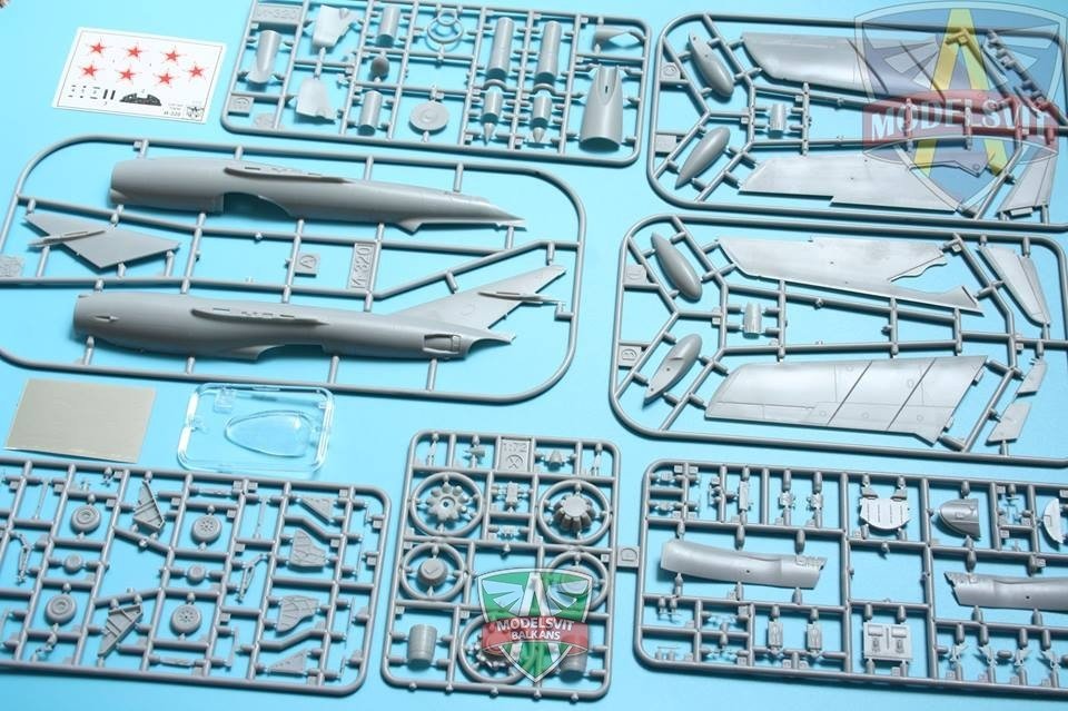 Modelsvit 72038 I-320 R-3 All-weather interceptor prototype 1/72 – Bild 3