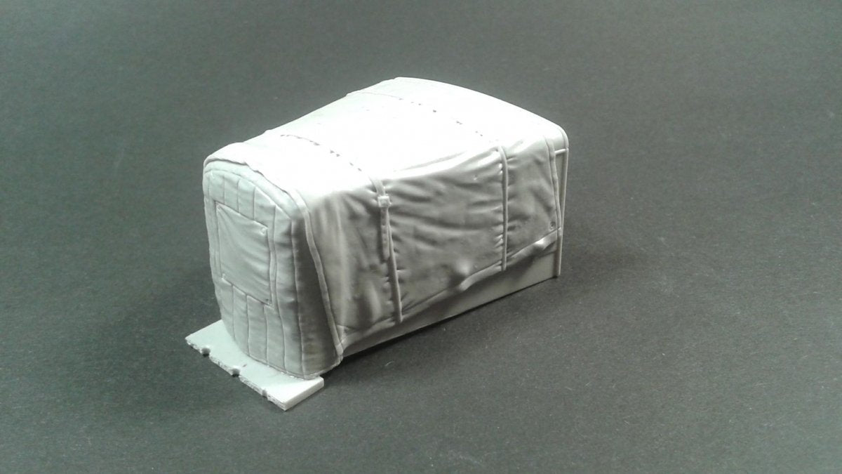 Panzer Art RE35-555 Hanomag SS100 engine deck with canvas cover 1/35 – zdjęcie 2