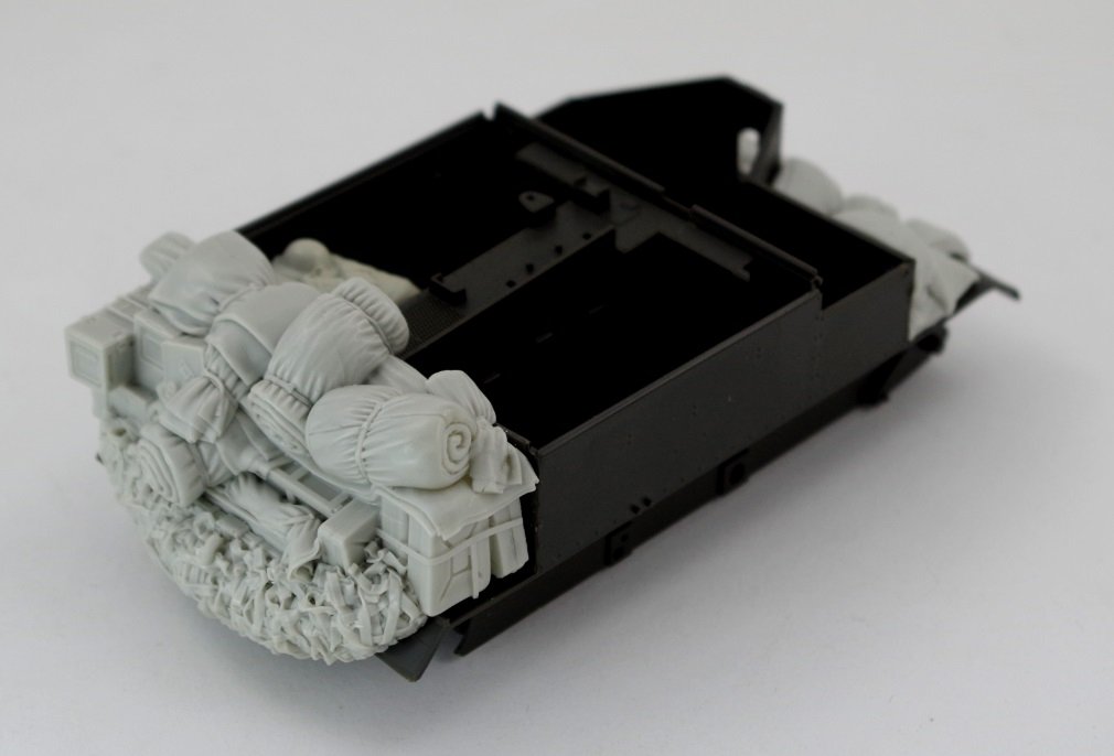 Panzer Art RE35-540 Stowage set for “Carrier” 1/35 – immagine 4