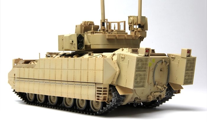 Meng Model SS-004 U.S.Infantry Fighting Vehicle M2A3 Bradley w/BUSK 1/35 – imagen 5