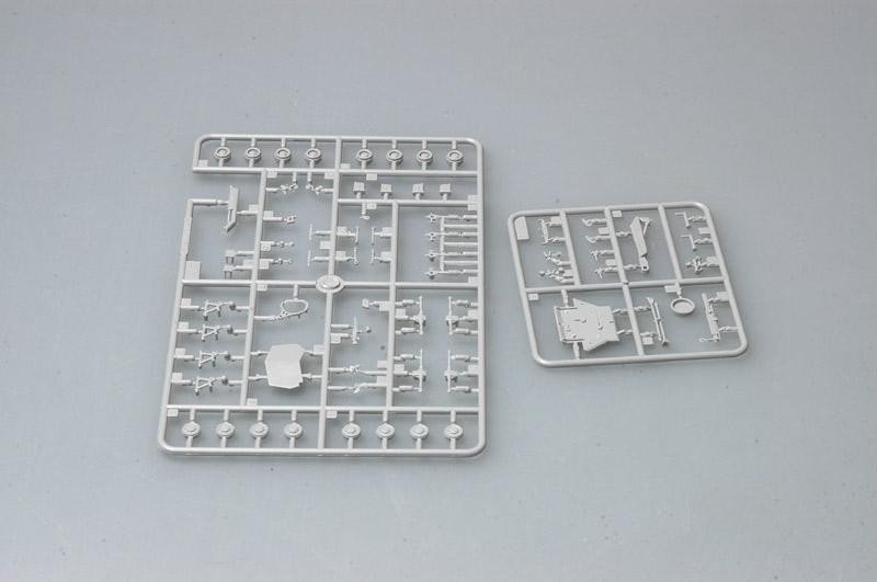Trumpeter 07269 USMC Light Armored Vehicle-Recovery (LAV-R) 1/72 – imagen 4