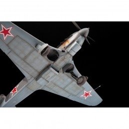 Zvezda 4815 YAK-9 SOVIET FIGHTER 1/48 – image 4