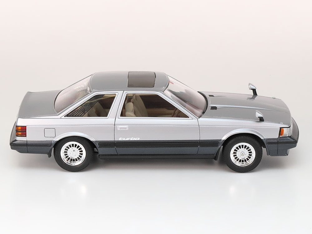 Tamiya 24365 Toyota Soarer 2000VR Turbo 1/24 – imagen 4