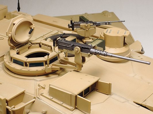 Tamiya 36212 Char de combat principal américain M1A2 Abrams (Maquette d&amp;#39;exposition) 1/16 – image 7