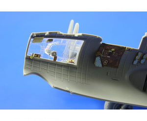 Eduard 73382 B-17G front interior 1/72 REVELL – Bild 8