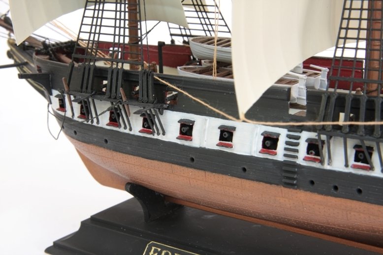 Zvezda 9034 XIXth century French Frigate Acheron 1/200 – imagen 4