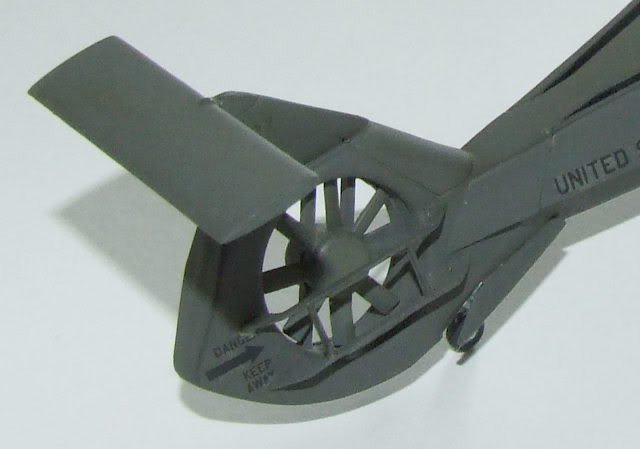 Revell 04469 RAH.66 Comanche 1/72 – image 4