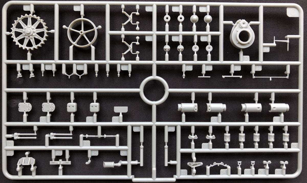 Thunder Model 35400 Russian ChTZ S60 Stalinetz 1/35 – zdjęcie 7