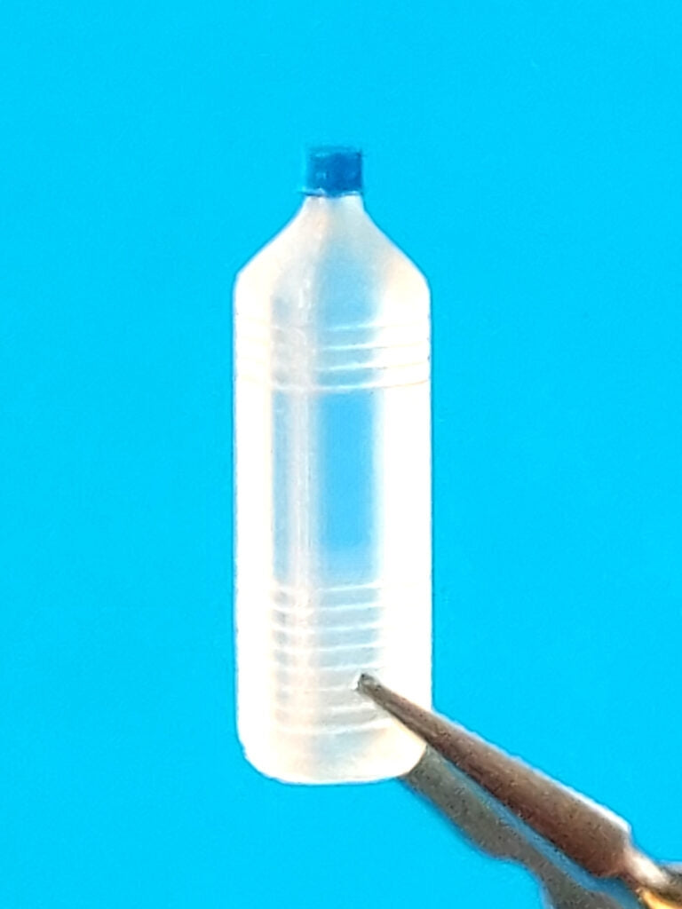 Point of no Return 3524050 Butelki plastikowe (typ I, niebieskie i bezbarwne) / Plastic Bottle (type I, Blue and Clear) 1/35 – imagen 11