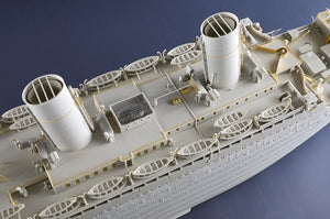 Trumpeter 03720 Olympic 1/200 – zdjęcie 26