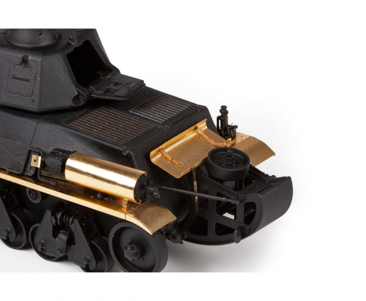 Eduard 36536 H39 French Light Tank TAMIYA 1/35 – immagine 6