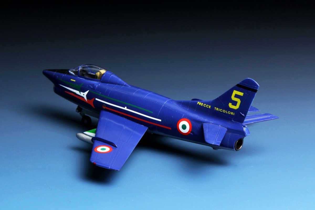 Meng Model DS-004 G.91R Light Fighter Bomber 1/72 – Bild 3