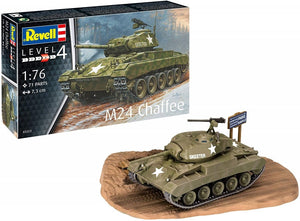 Revell 03323 M24 Chaffee 1/76 – image 2
