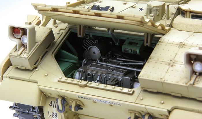 Meng Model SS-004 U.S.Infantry Fighting Vehicle M2A3 Bradley w/BUSK 1/35 – imagen 7