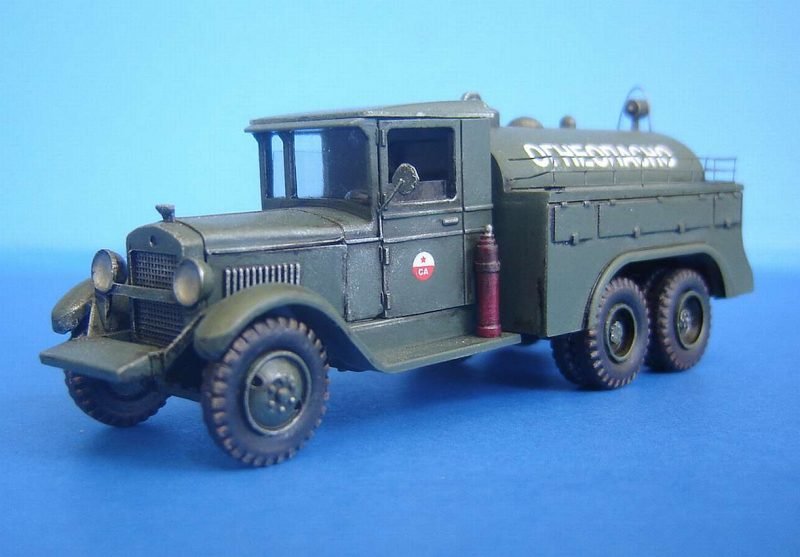 PST 72021 Fuel Truck BZ-35 1/72 – imagen 3
