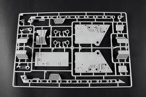 Trumpeter 00948 German Tiger II Heavy Tank - Porsche Turret Early Production 1/16 – Bild 54