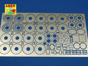 Aber 24014 Nissan GT-R R35 (TAM,FJM) 1/24 – imagen 6
