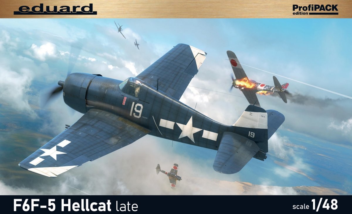 Eduard 8229 F6F-5 Hellcat late ProfiPACK edition 1/48 – zdjęcie 2