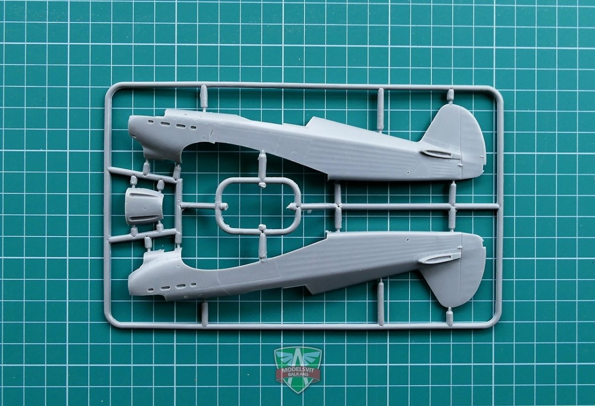 Modelsvit 4802 Yak-1 Soviet fighter on skis 1/48 – Bild 6