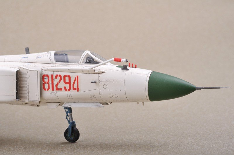 Trumpeter 02846 J-8D Finback 1/48 – imagen 11