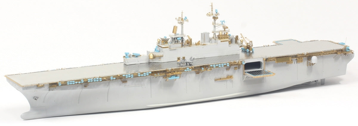 Pontos 37001R1 USS LHD-2 Essex Kit+Detail Up Set 1/350 – imagen 15